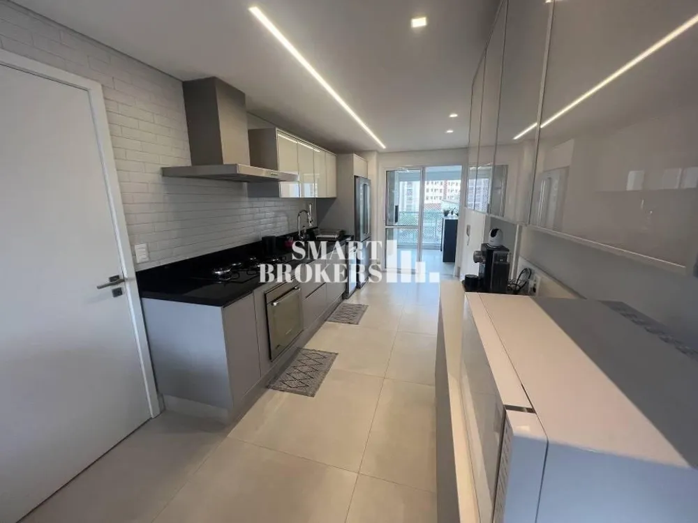 Apartamento, 3 quartos, 212 m² - Foto 1