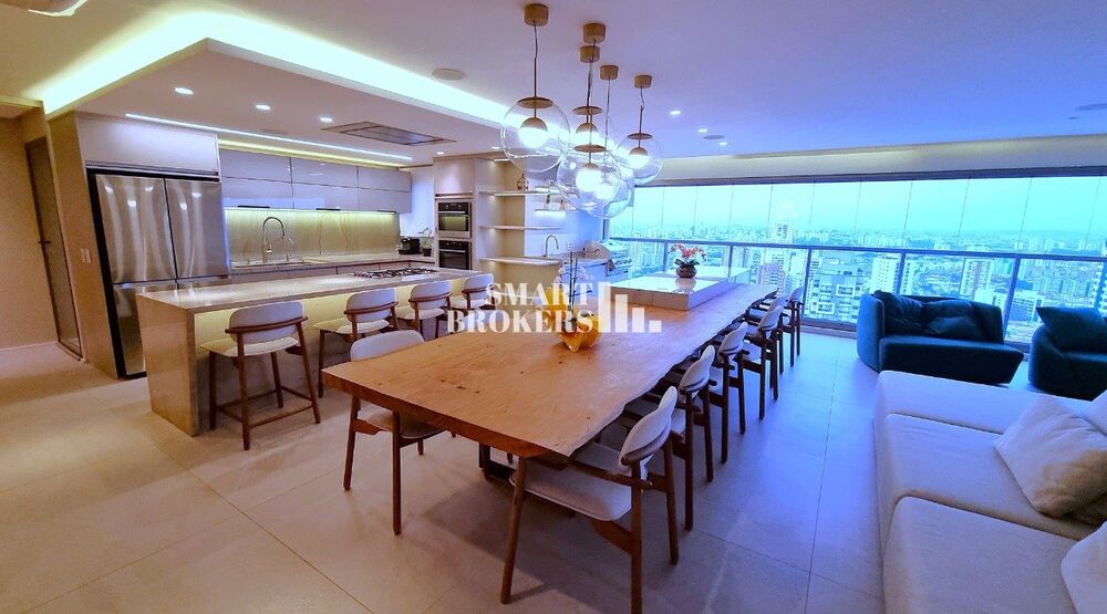 Apartamento à venda com 3 quartos, 162m² - Foto 1