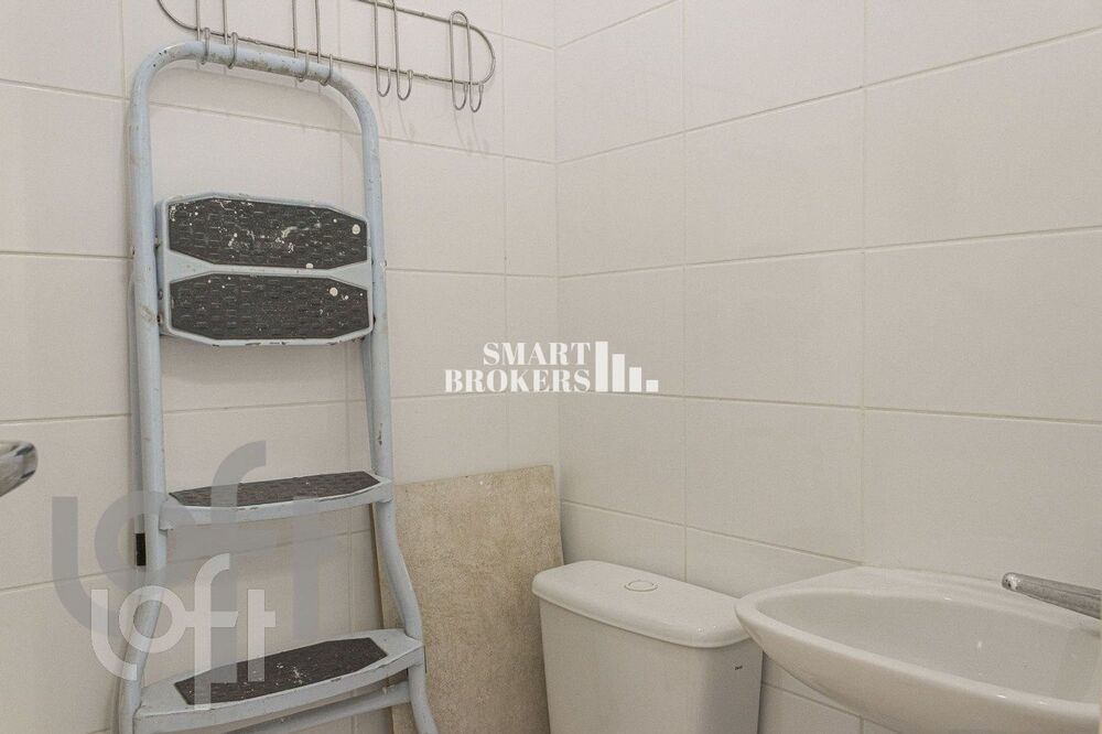 Apartamento à venda com 3 quartos, 85m² - Foto 2