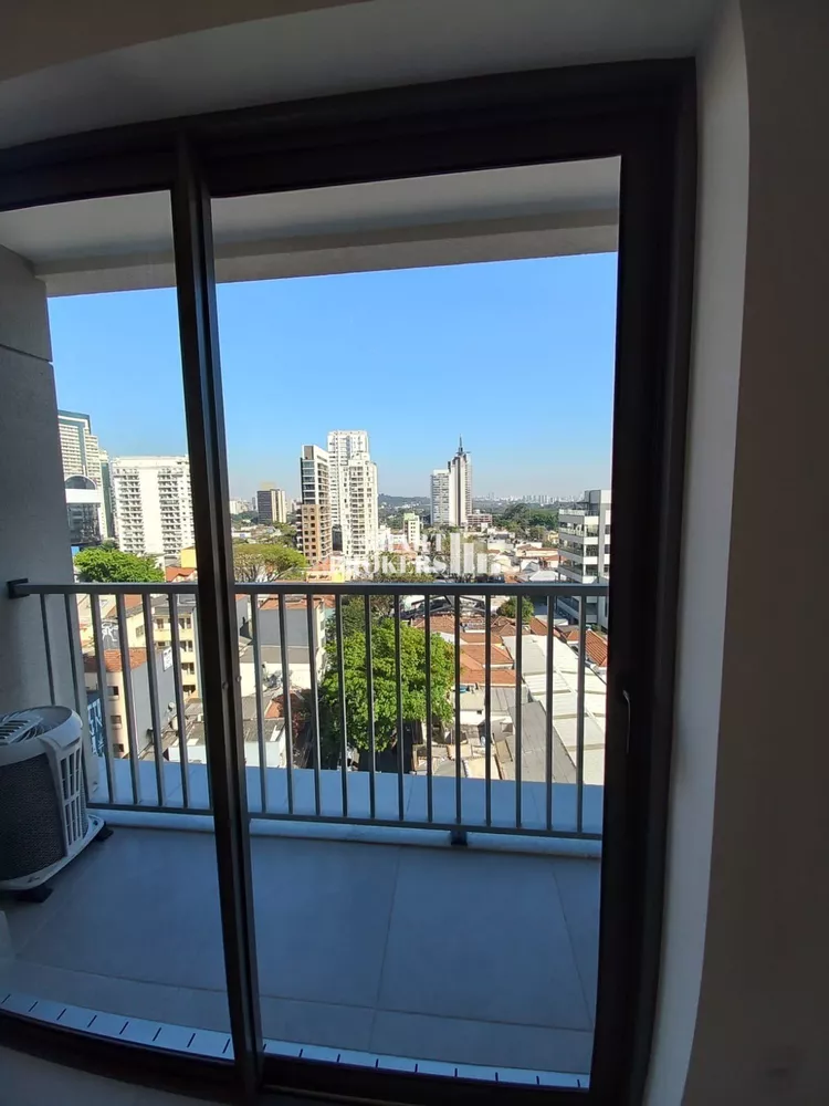 Apartamento à venda com 1 quarto, 27m² - Foto 2