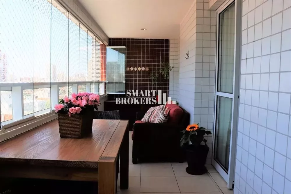 Apartamento à venda com 3 quartos, 136m² - Foto 3