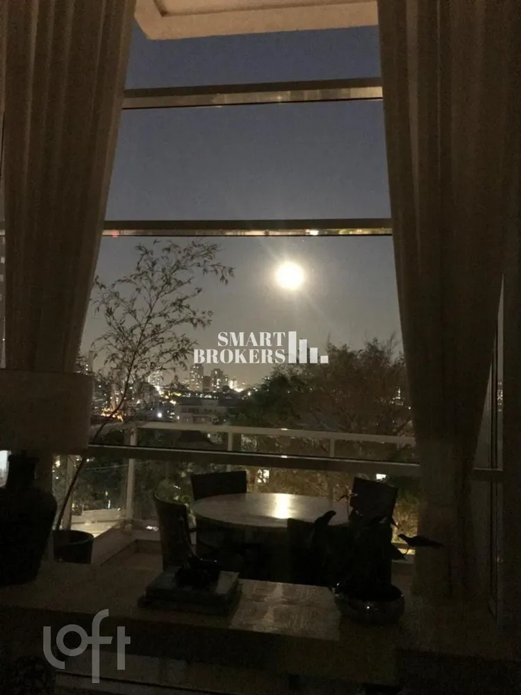 Apartamento, 3 quartos, 236 m² - Foto 1