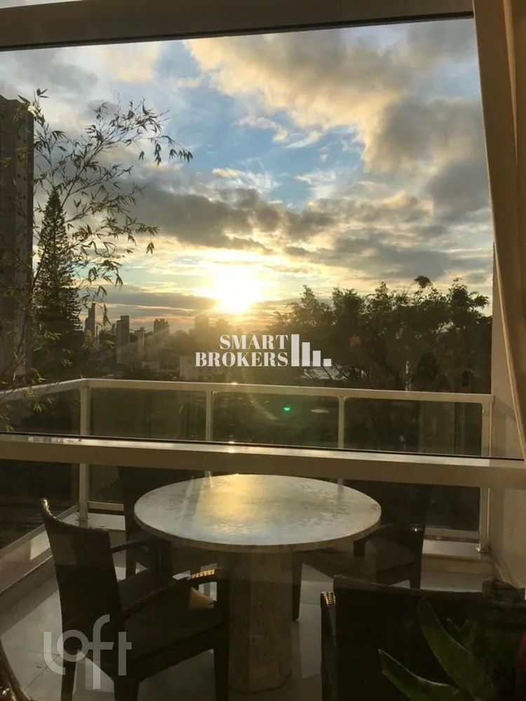 Apartamento, 3 quartos, 236 m² - Foto 2