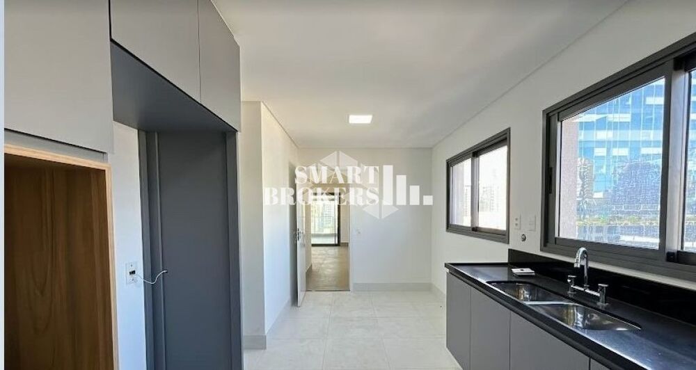 Apartamento à venda com 4 quartos, 246m² - Foto 6