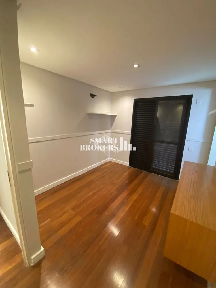 Apartamento, 3 quartos, 192 m² - Foto 2
