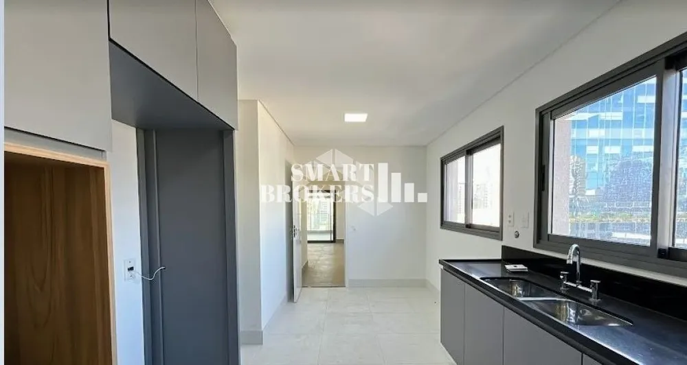 Apartamento, 4 quartos, 246 m² - Foto 2