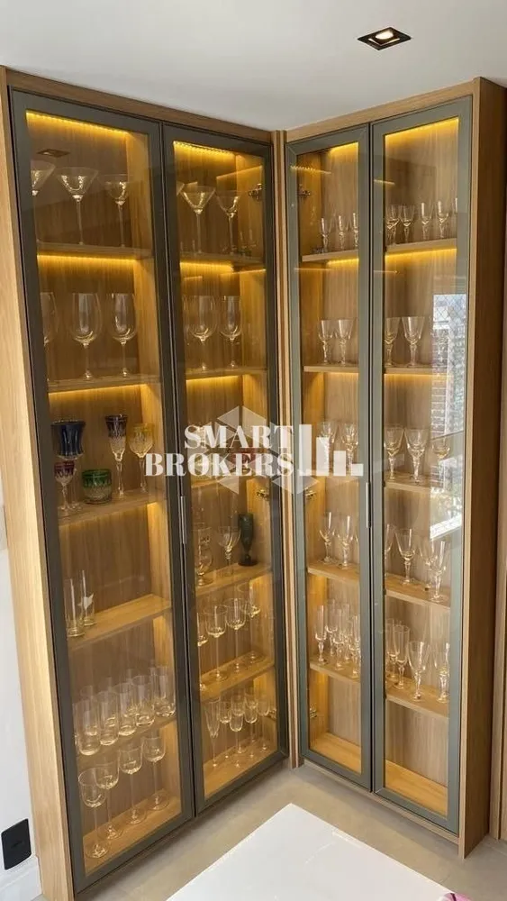 Cobertura, 3 quartos, 215 m² - Foto 4
