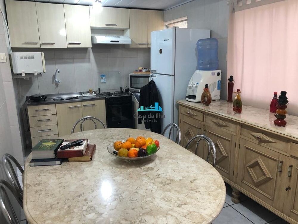 Casa, 3 quartos, 134 m² - Foto 1