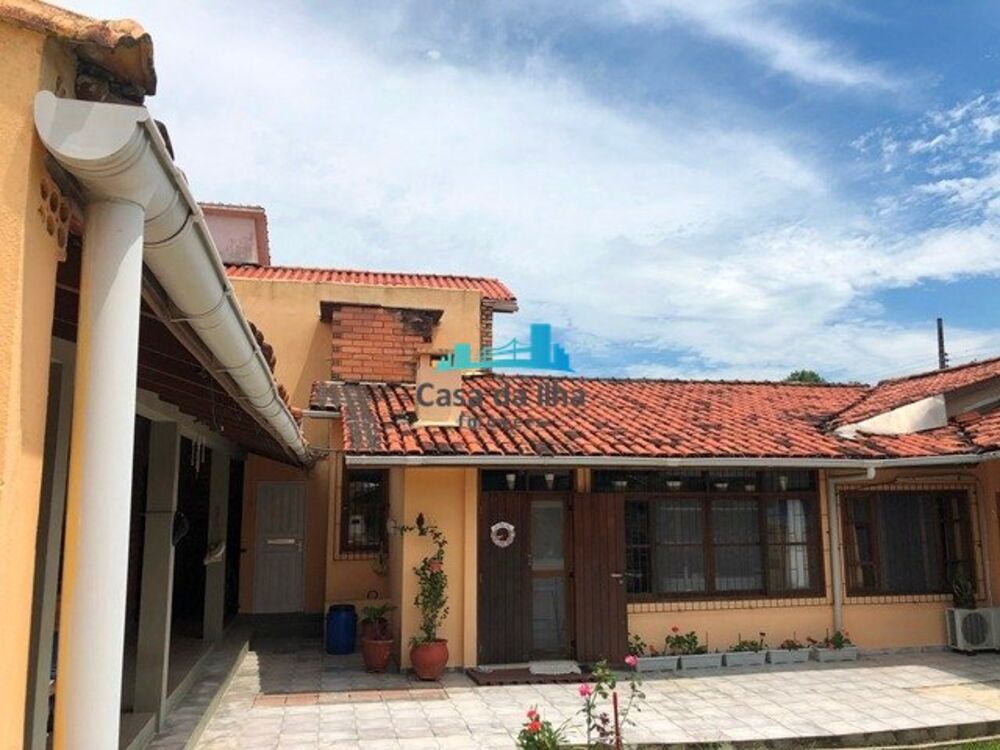 Casa à venda com 4 quartos, 234m² - Foto 3