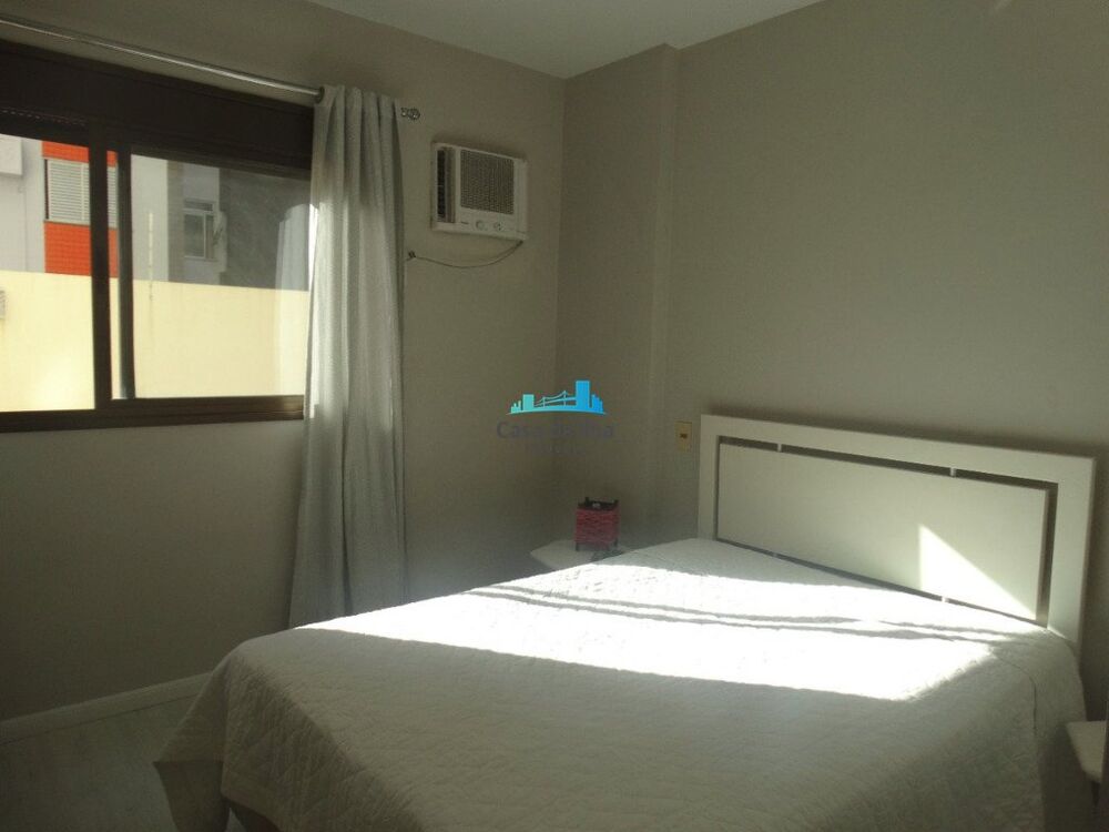 Apartamento à venda com 4 quartos, 211m² - Foto 9