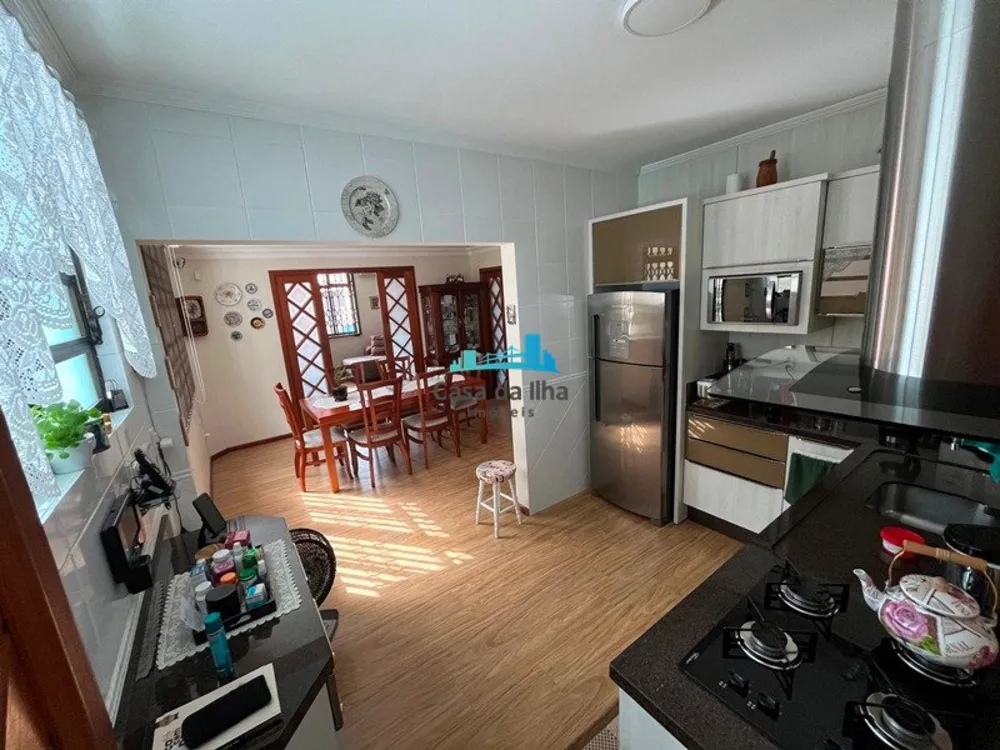 Casa, 3 quartos, 240 m² - Foto 5