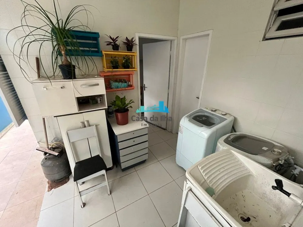 Casa, 6 quartos, 240 m² - Foto 11