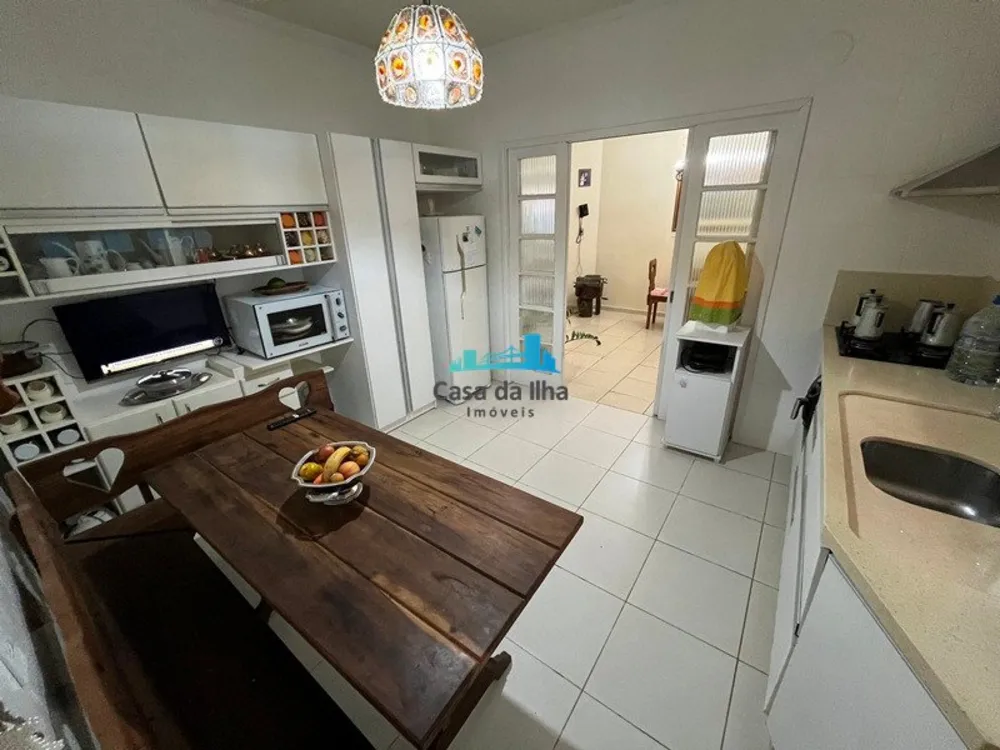 Casa, 6 quartos, 240 m² - Foto 7