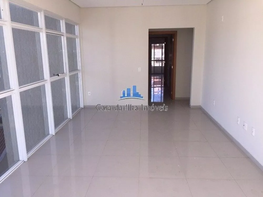 Apartamento à venda com 3 quartos, 110m² - Foto 2