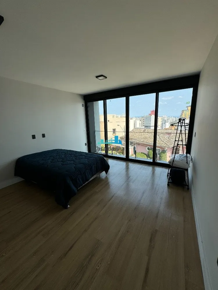 Casa, 3 quartos, 236 m² - Foto 10
