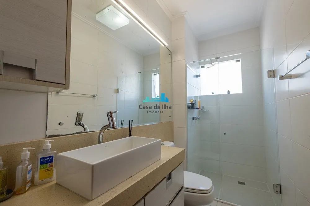 Cobertura, 3 quartos, 221 m² - Foto 9