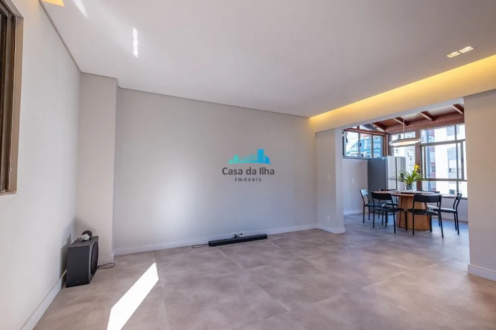 Cobertura, 3 quartos, 221 m² - Foto 5