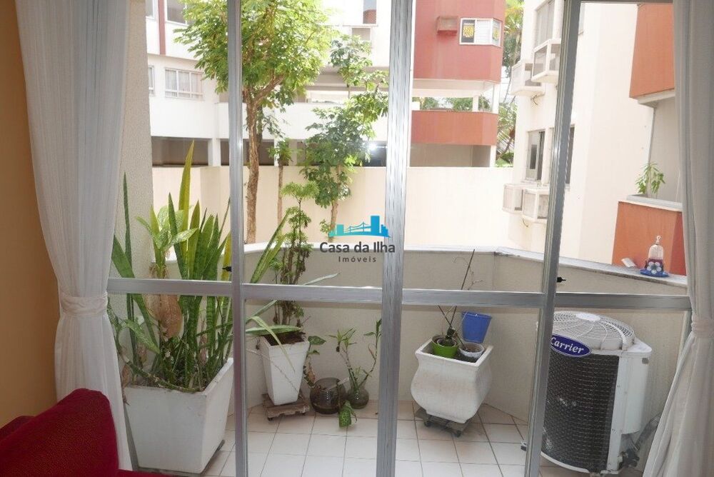Apartamento à venda com 3 quartos, 107m² - Foto 4