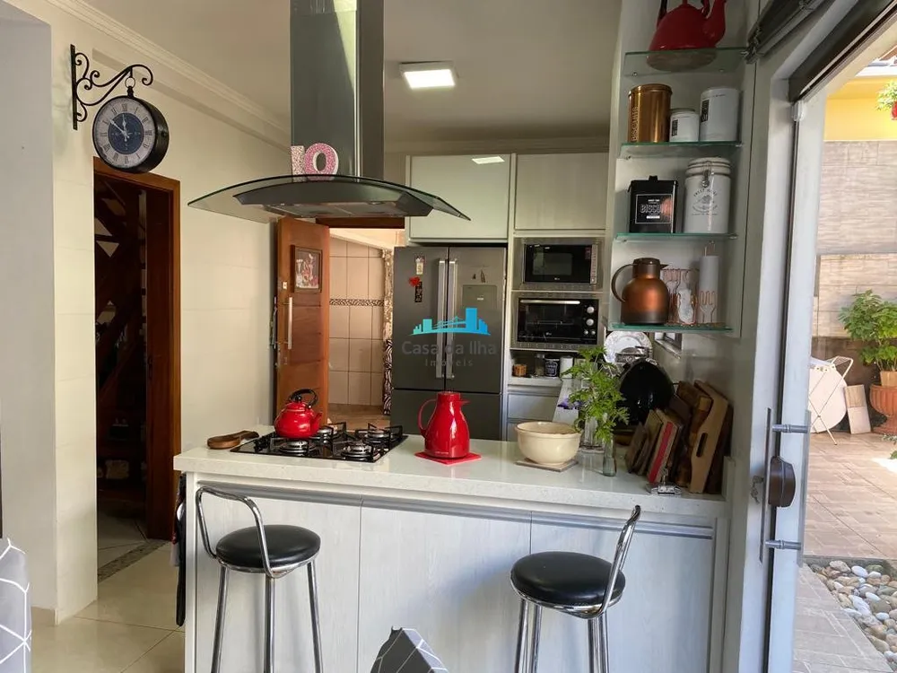 Casa, 3 quartos, 270 m² - Foto 3