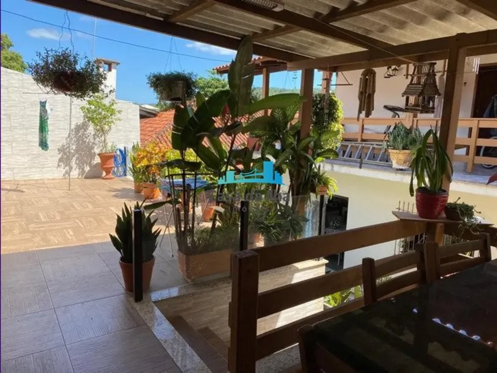 Casa, 3 quartos, 200 m² - Foto 1