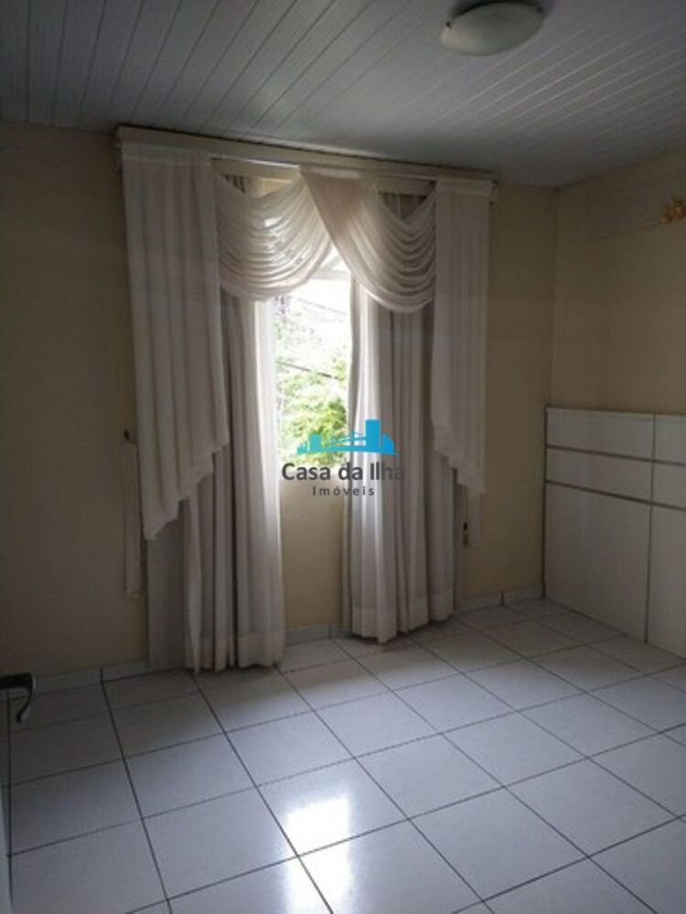 Casa à venda com 4 quartos, 162m² - Foto 14