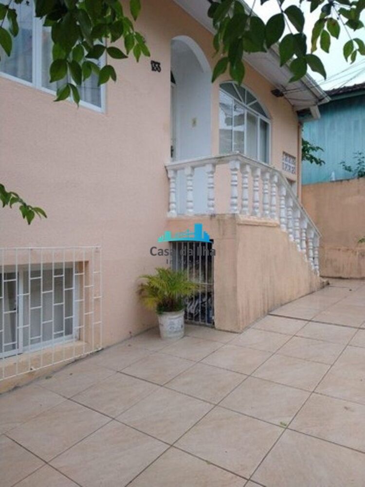 Casa à venda com 4 quartos, 162m² - Foto 1