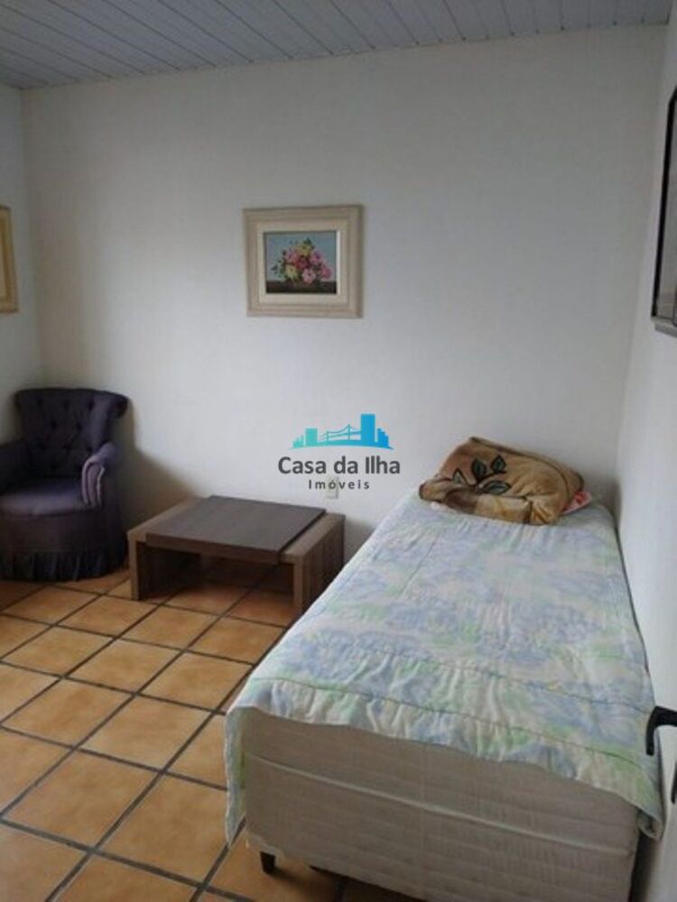 Casa à venda com 4 quartos, 162m² - Foto 12