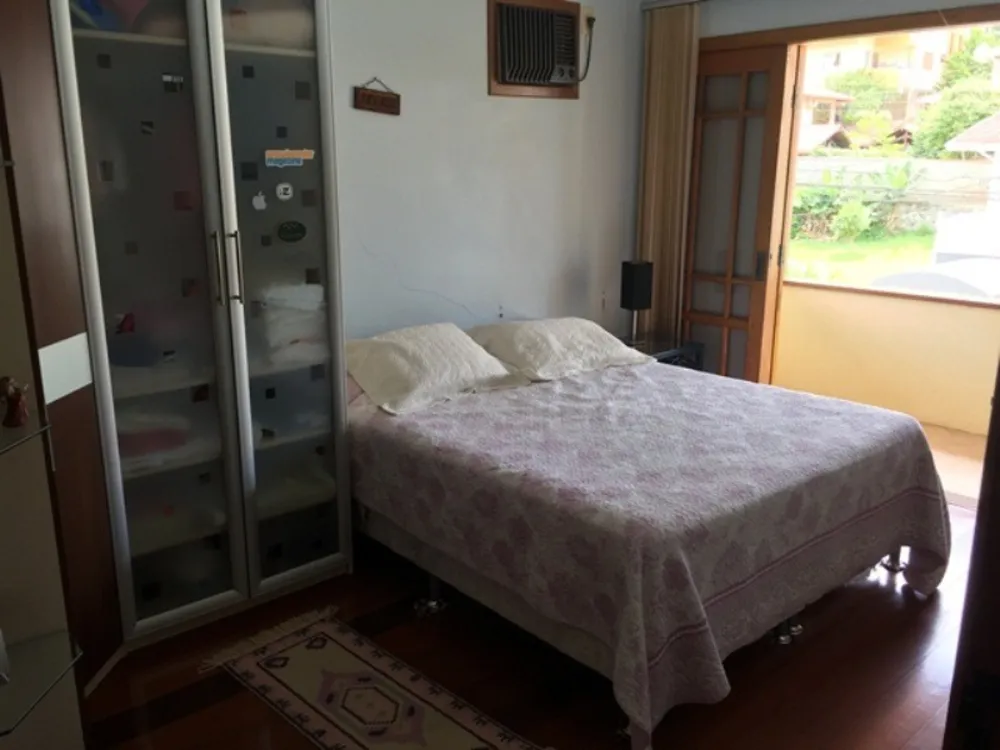 Casa, 4 quartos, 300 m² - Foto 9