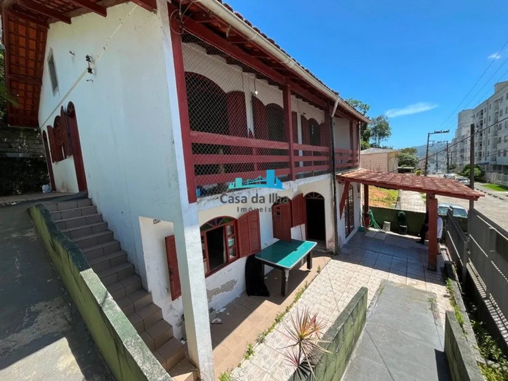 Casa, 5 quartos, 127 m² - Foto 1