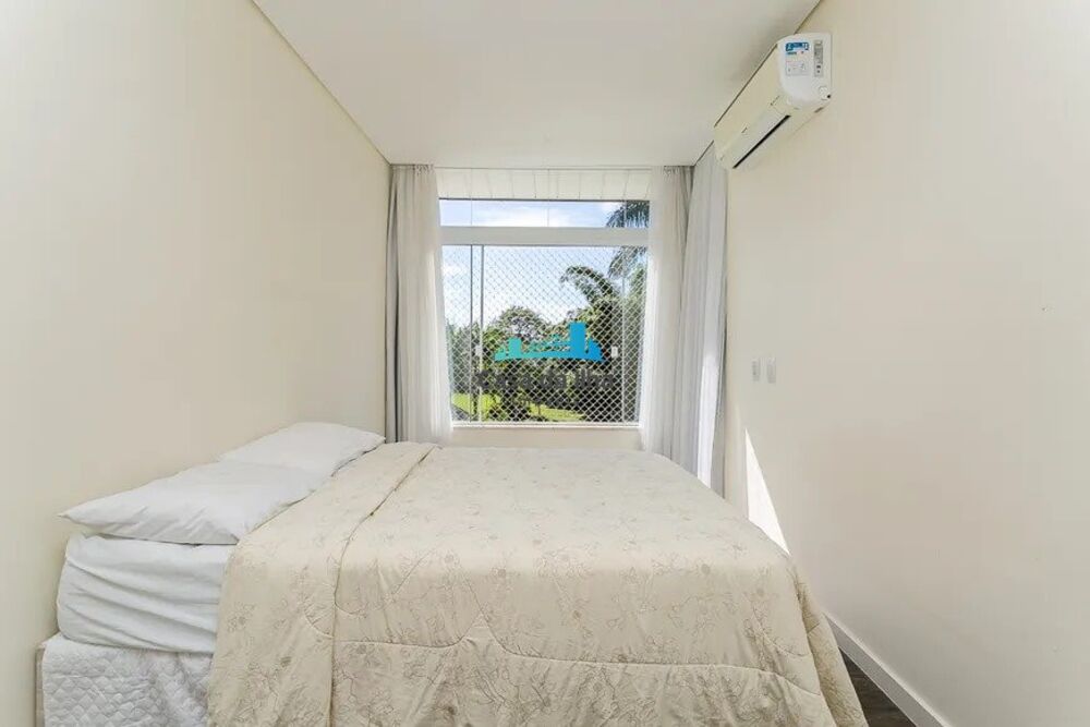 Casa de Condomínio para alugar com 4 quartos, 270m² - Foto 15