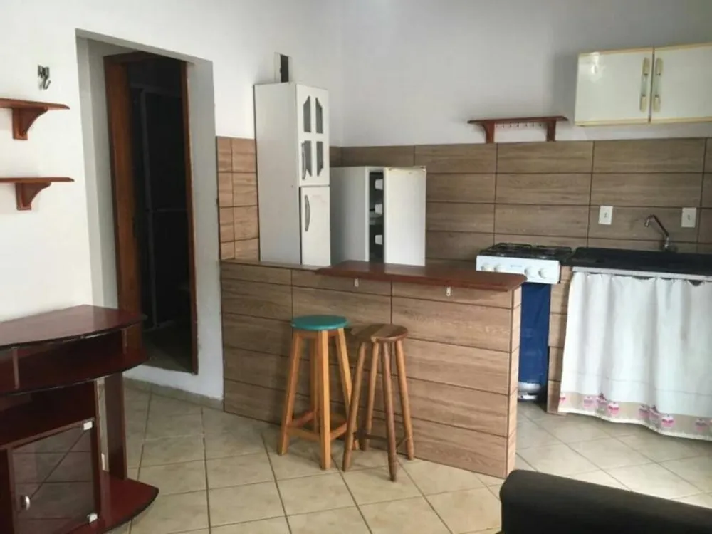 Casa, 8 quartos, 255 m² - Foto 3