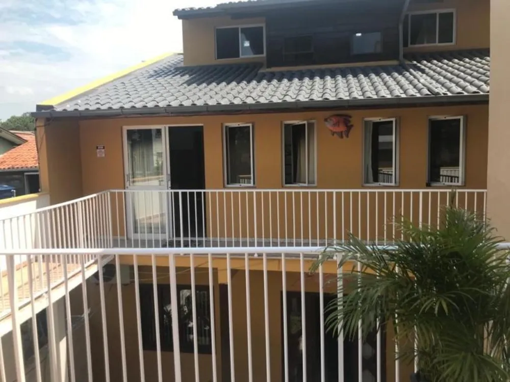 Casa, 8 quartos, 255 m² - Foto 1