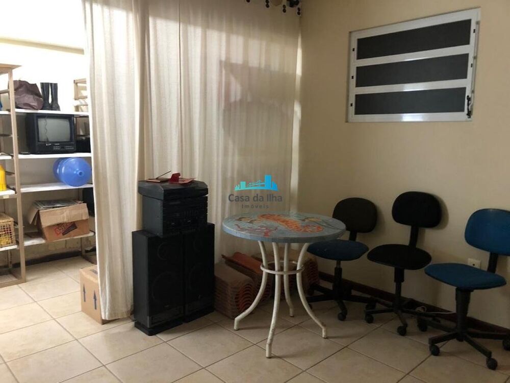 Casa, 3 quartos, 250 m² - Foto 15