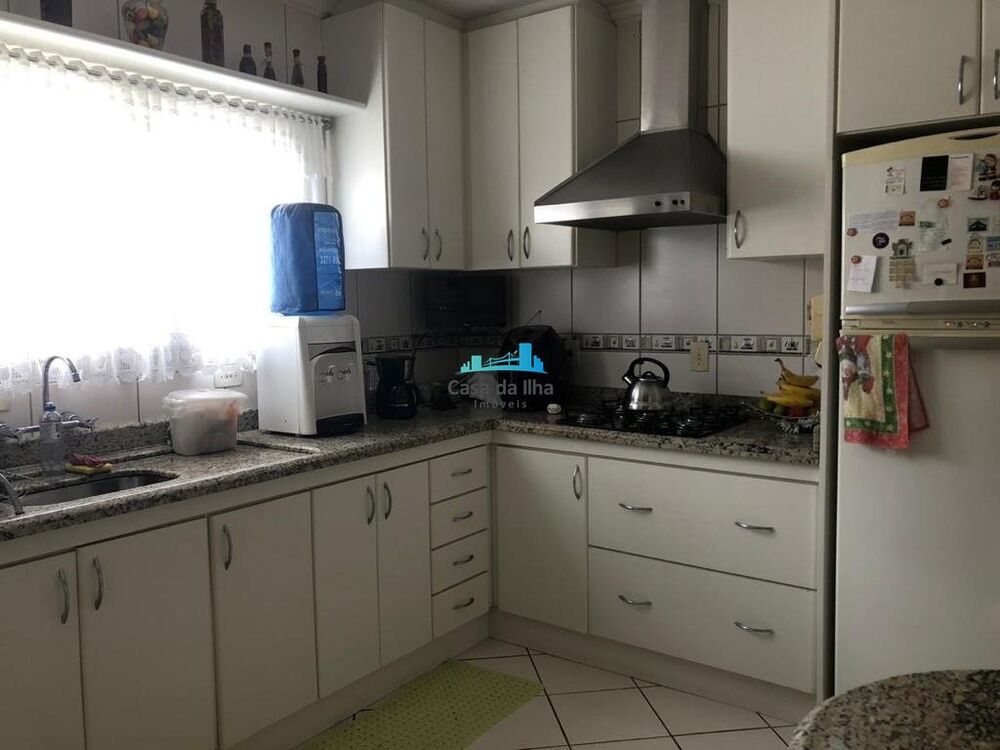 Casa, 3 quartos, 250 m² - Foto 4