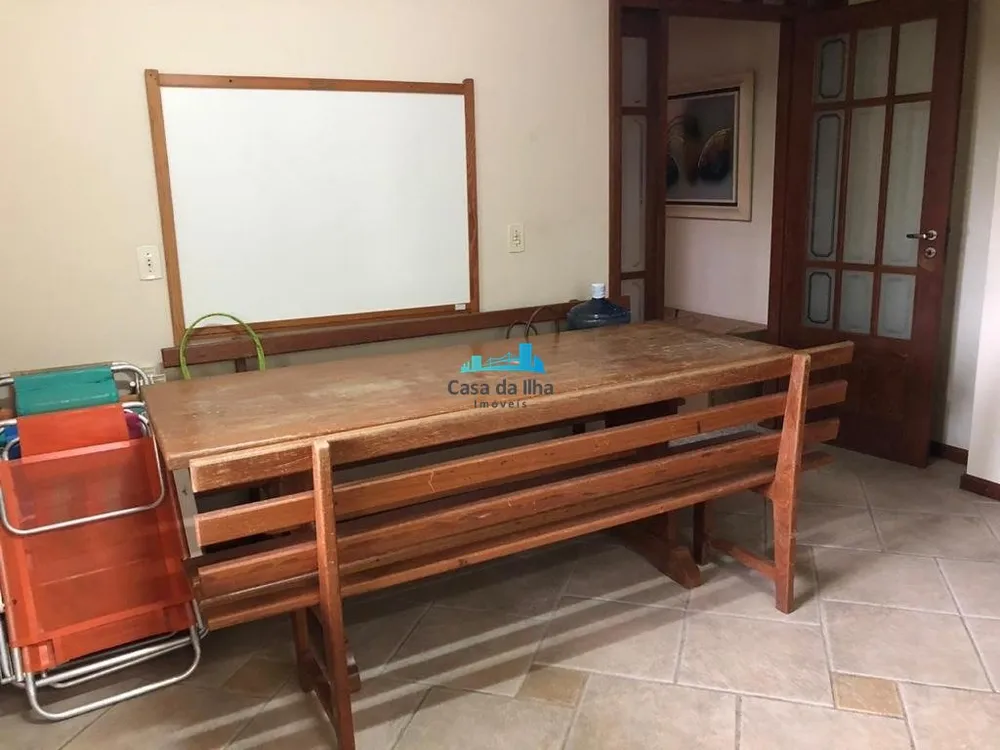Casa, 3 quartos, 250 m² - Foto 28