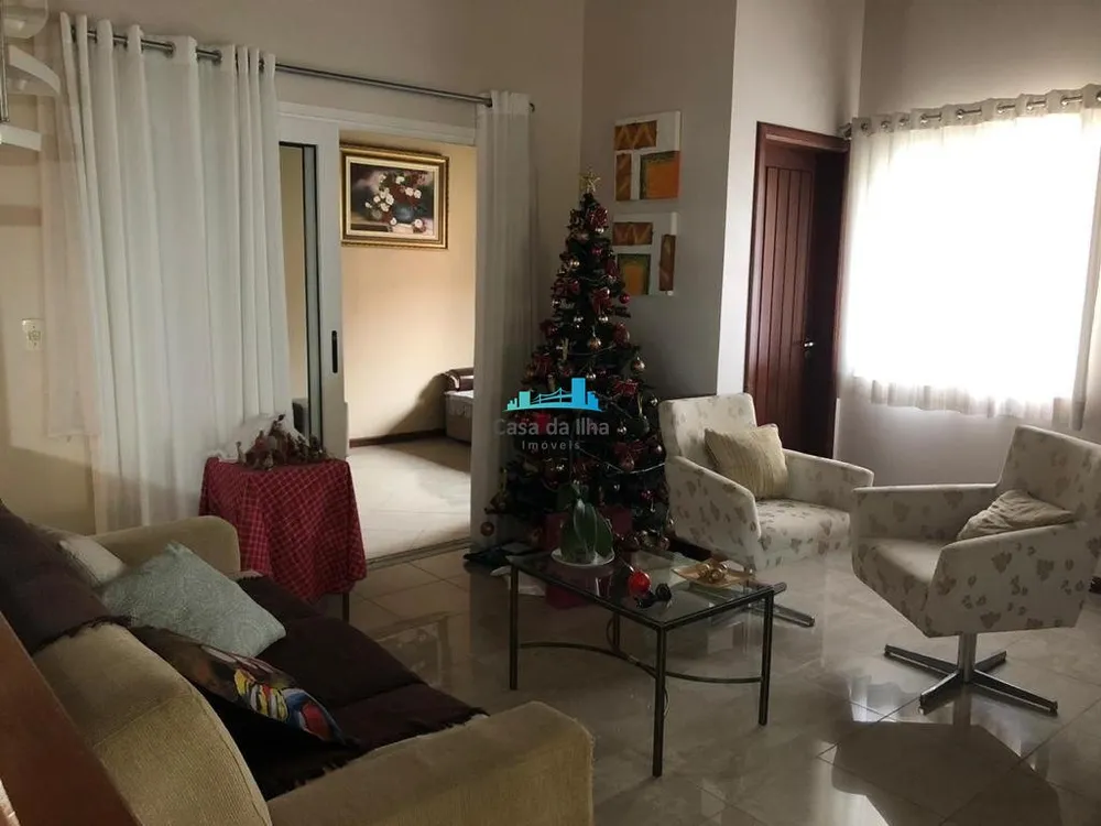 Casa, 3 quartos, 250 m² - Foto 6