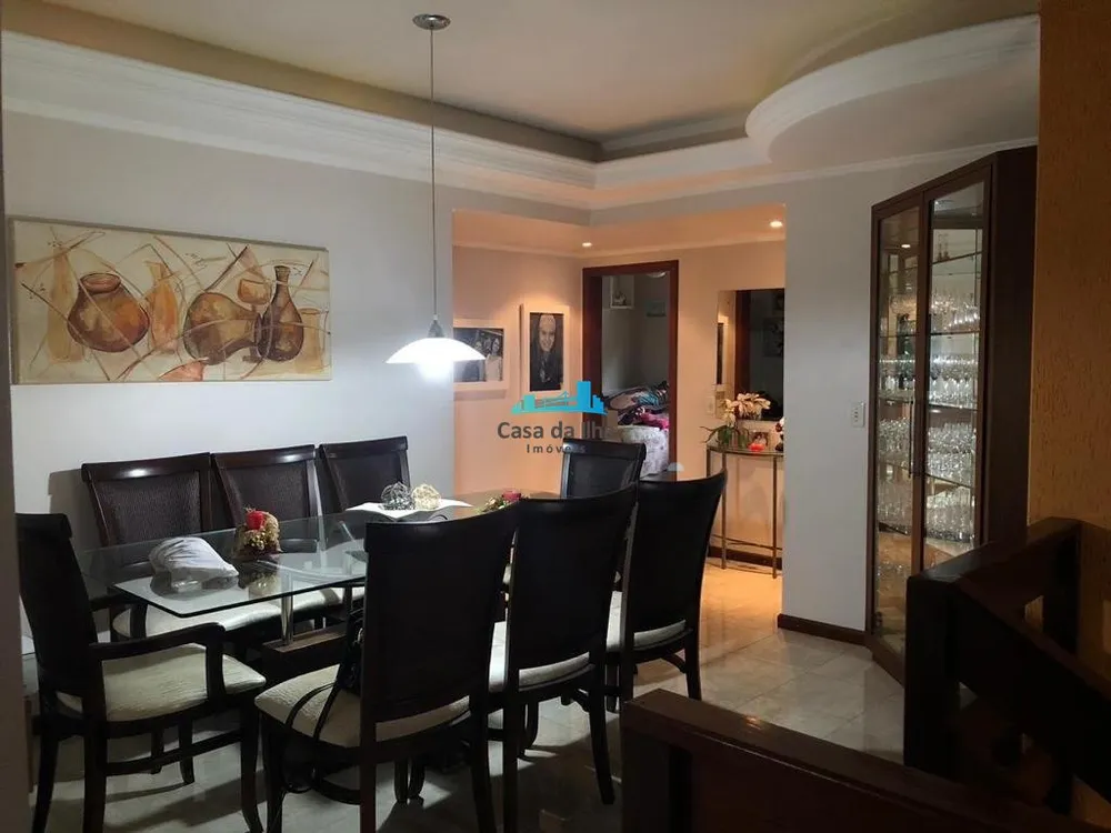Casa, 3 quartos, 250 m² - Foto 1