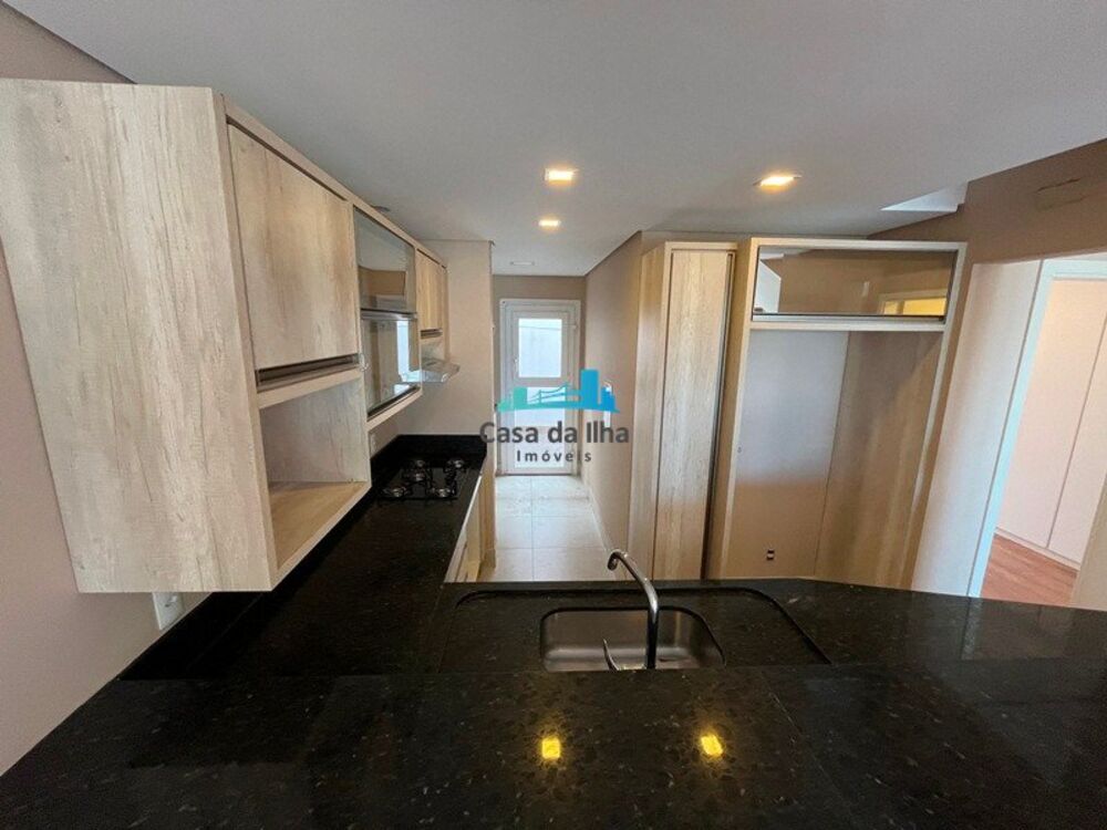 Casa de Condomínio para alugar com 4 quartos, 390m² - Foto 11