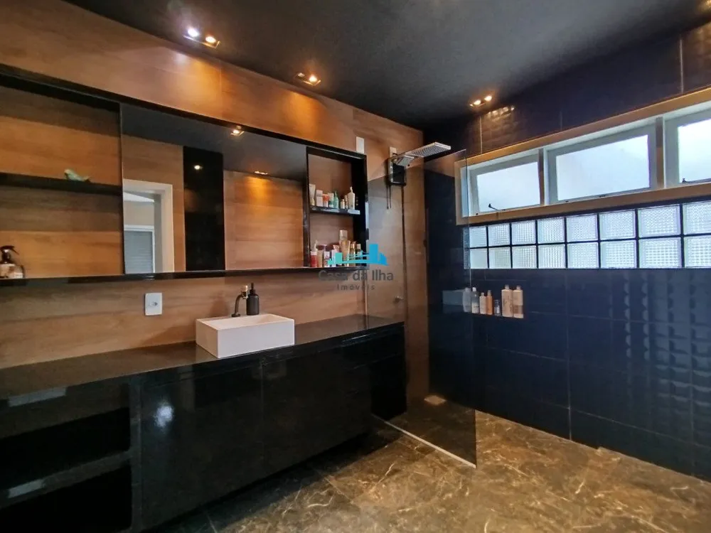 Casa, 3 quartos, 250 m² - Foto 10