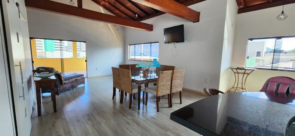 Casa à venda com 3 quartos, 360m² - Foto 3