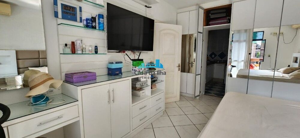Casa à venda com 3 quartos, 360m² - Foto 11