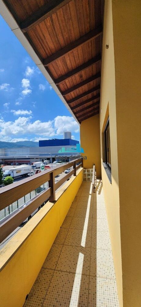 Casa à venda com 3 quartos, 360m² - Foto 6