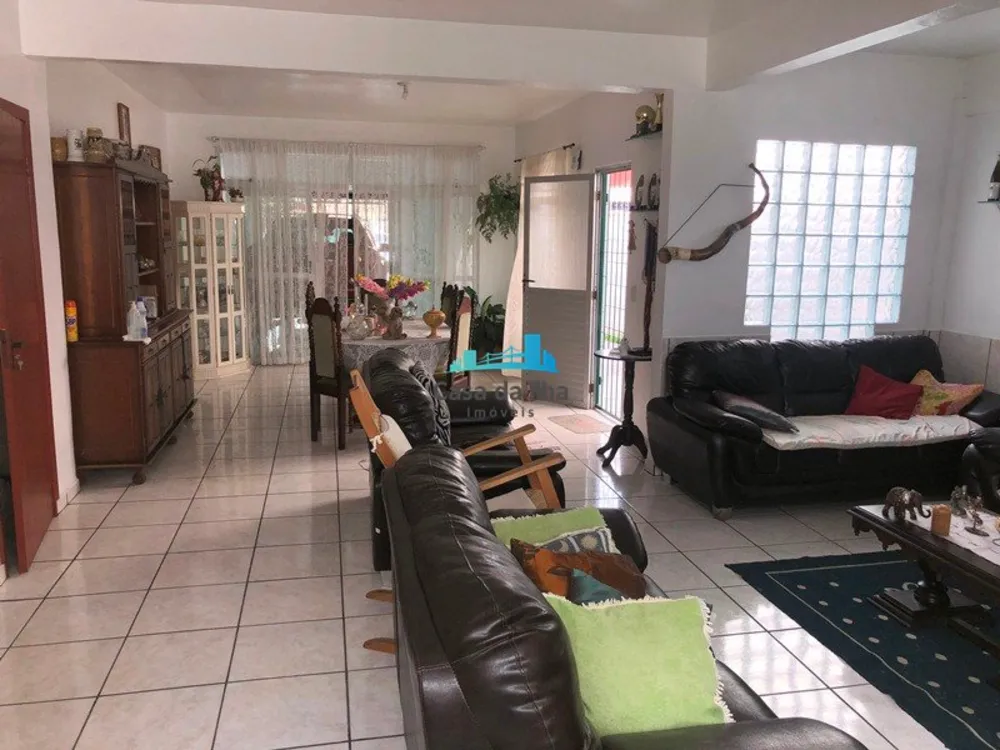 Casa, 5 quartos, 300 m² - Foto 1