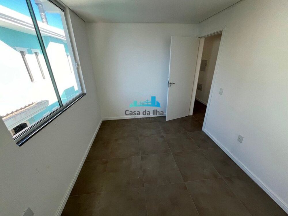 Casa à venda com 3 quartos, 129m² - Foto 15