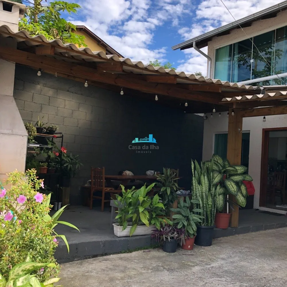Casa, 7 quartos, 180 m² - Foto 1