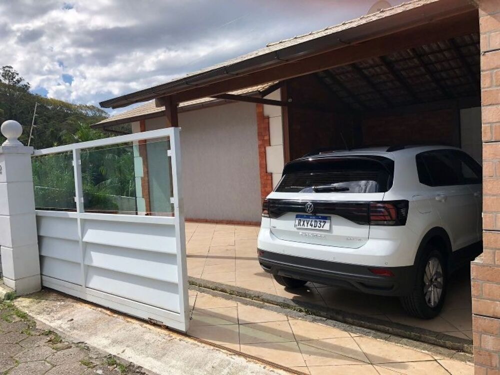 Casa à venda com 2 quartos, 120m² - Foto 2
