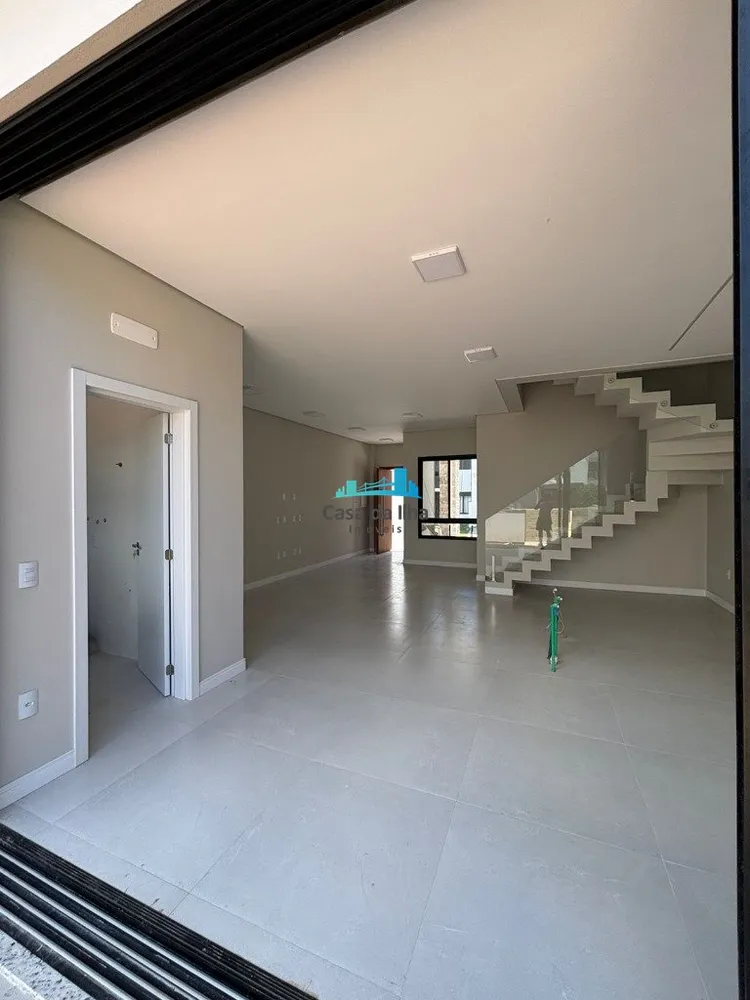 Casa, 3 quartos, 170 m² - Foto 2
