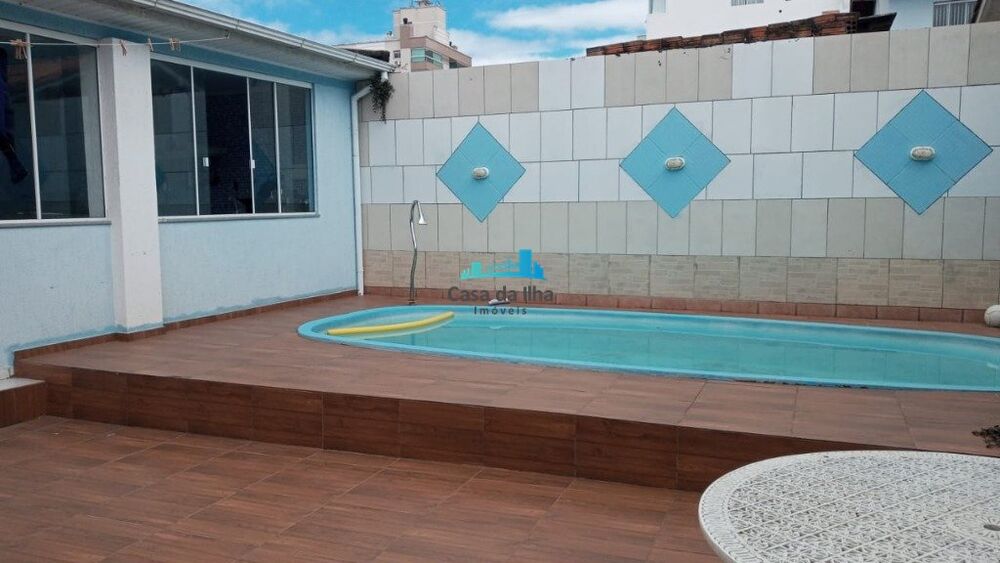 Casa, 4 quartos, 238 m² - Foto 2