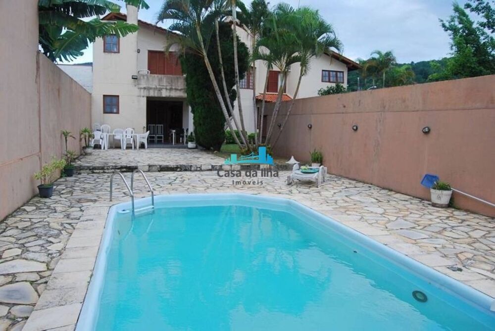 Casa, 4 quartos, 297 m² - Foto 1