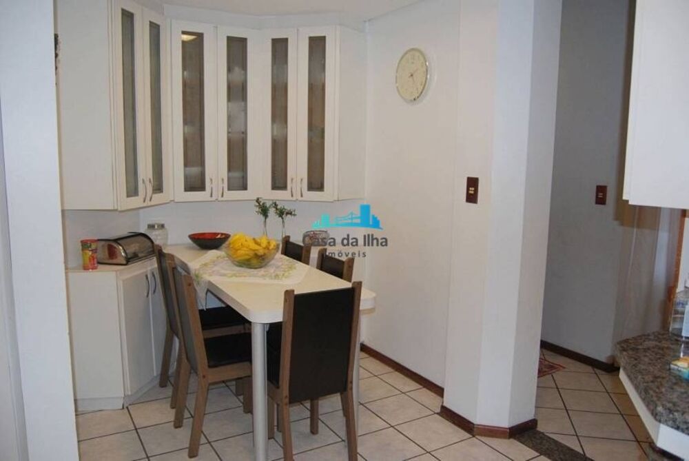 Casa, 4 quartos, 297 m² - Foto 8